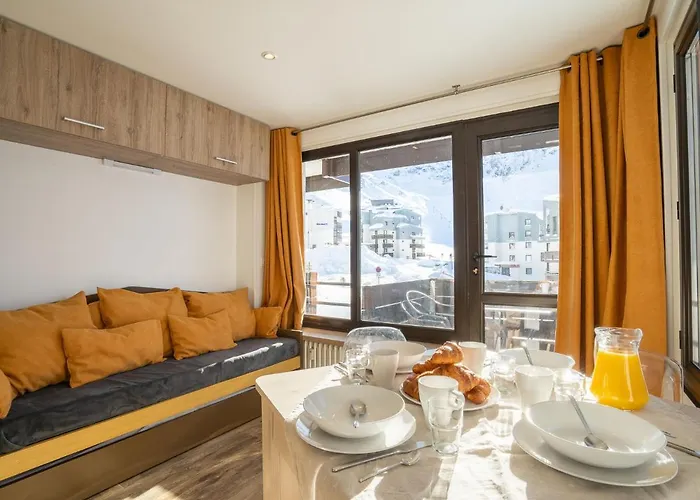 Apartment Les Tufs - Val Claret-5 By Interhome